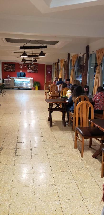 Hotel Caleta Olivia Hueso Per מראה חיצוני תמונה